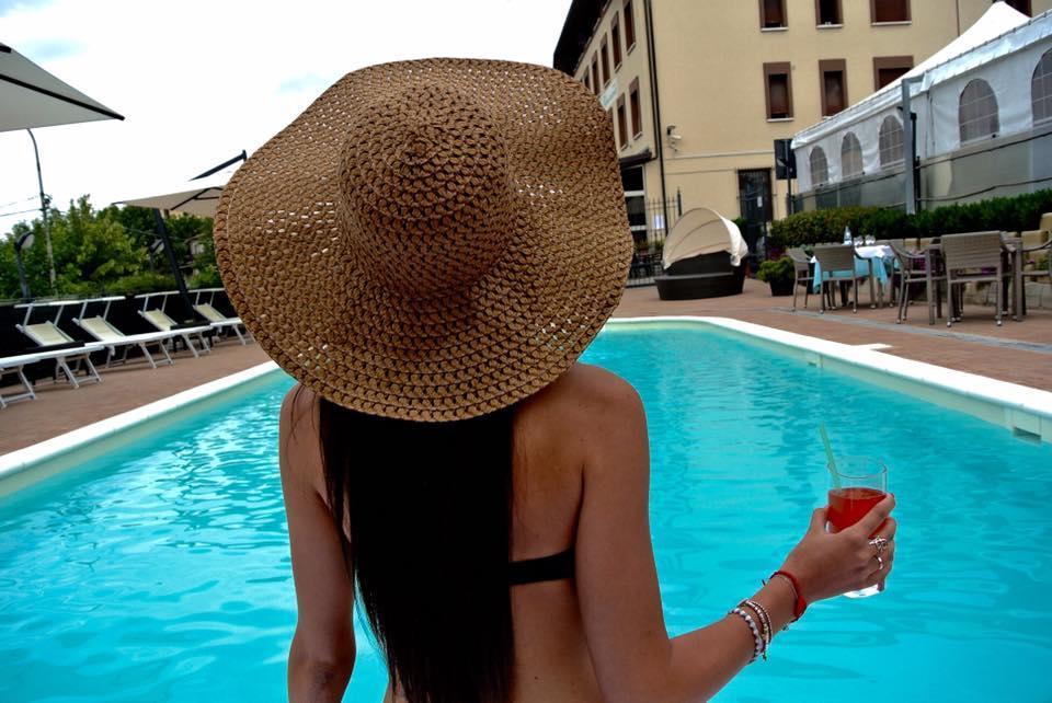Albergo Ristorante Miramonti Toano Ngoại thất bức ảnh